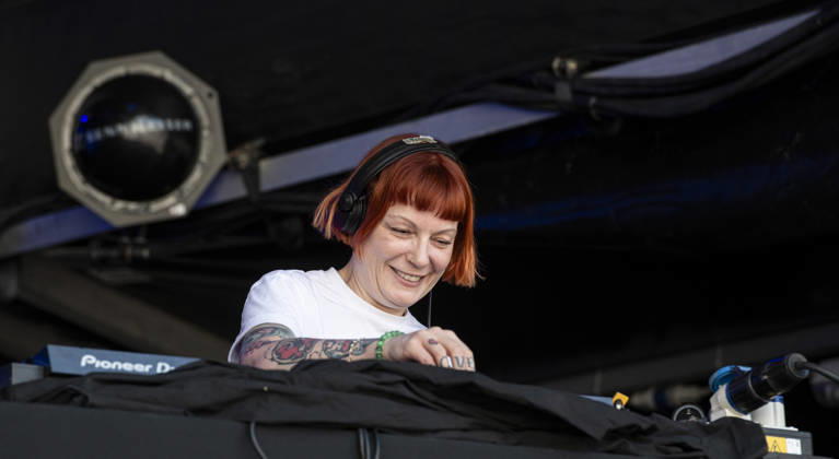 Sunta Templeton DJing at Somerset House Summer Series, London 19 July 2026 Sunta Templeton DJing at Somerset House Summer Series, London 19 July 2026 Sunta Templeton is a Radio X DJ, Credit:Dafydd Owen Dafydd Owen - B5377 Avalon United Kingdom, London  Copyright: xDafyddxOwenx xDafyddxOwenx-xB5377x xAvalonx 1117405694