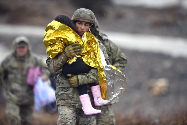 News Themen der Woche KW29 Coquimbo, July 19, 2026 In the municipality of Coquimbo, in the rural area of Tambillos, the Chilean Army is using heavy machinery to rescue families who have been cut off due to the flooding of the Alejandro Pizarro Aton streams in Chile, CHILE Aton 1173898  Copyright: AlejandroxPizarro AtonxChile