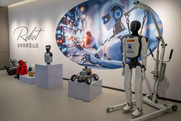 KUNSHAN, CHINA - JULY 19: General view of a robot 6S store on its opening day on July 19, 2026 in Kunshan, Jiangsu Province of China. The store offers integrated sales, spare parts, after-sales service, feedback, leasing, and customization services while serving as a hub for humanoid robots, drones, training, and industry incubation. Copyright: xVCGx 111655192688