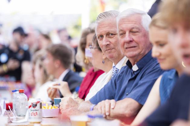 Resto National - National Day 2026 BRUSSELS, BELGIUM - JULY 21 : King Philippe of Belgium, Queen Mathilde of Belgium, Prince Emmanuel of Belgium, Prince Gabriel of Belgium, Princess Eleonore of Belgium, Princess Elisabeth of Belgium attend the Tout le Monde à Table (Everyone to the Table), a Resto National initiative at Place du Jeu de Balle for the national Day 2026 on July 21, 2026 in Brussels, Belgium, 21 07 2026 Brussels Belgium Copyright: xXpix