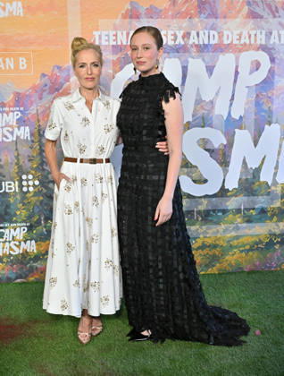 ˜Teenage Sex and Death at Camp Miasma™ Premiere Gillian Anderson and Hannah Einbinder arriving to the Teenage Sex and Death at Camp Miasma? premiere held at the Directors Guild Theatre on July 29, 2026 in Los Angeles, CA. Los Angeles Directors Guild Theatre California USA Copyright: xLisaxOConnorx xAFF-USA.comx