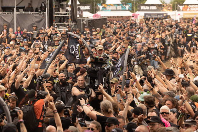 The 35th Wacken Open Air: Friday, Headliner Day, and Friday is Flyday, when people with disabilities—including those in wheelchairs—crowd-surfed. With temperatures that were almost mild, Friday at the Wacken Open Air once again broke all records. All day long, fans waited not only for Judas