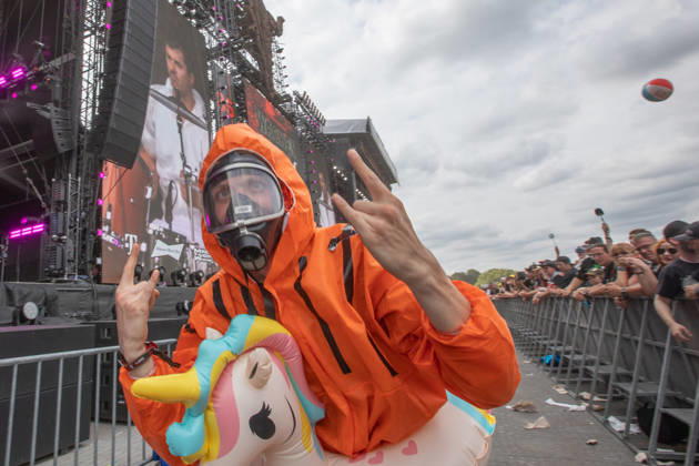 The 35th Wacken Open Air: Friday, Headliner Day. With temperatures that were almost mild, Friday at the Wacken Open Air once again broke all records. All day long, fans waited not only for Judas Priest, but also for Hatbreed and In Flames, Danko Jones and other bands rocke