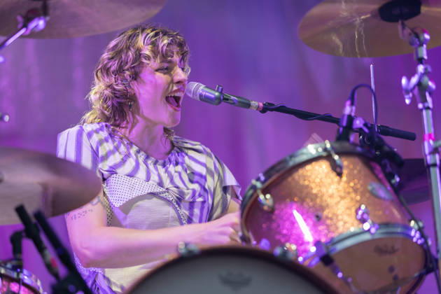 Green Juice Festival 2026 BLOND Lotta KUMMER Drums, Vocals The Chemnitz-based indie pop band Blond performing live outdoors on the main stage at the Green Juice Festival in Park Neu Vilich in Bonn, Bonn Neu Vilich, North Rhine-Westphalia, Germany Copyright: xMarcxJohnx