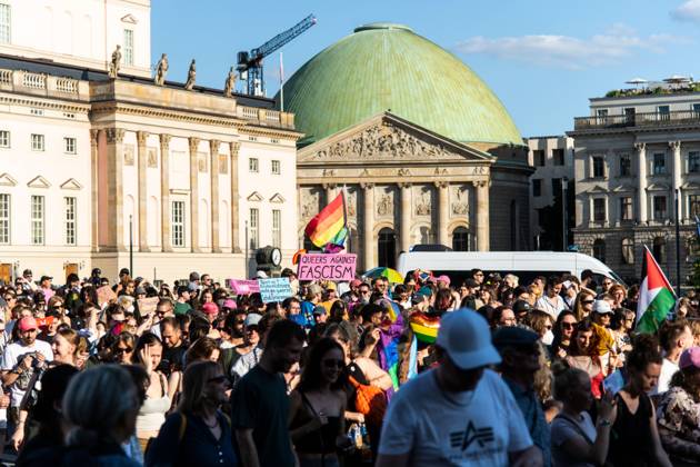August 2, 2026, Berlin, Germany: BERLIN, Germany †August 2, 2026: Thousands of people gather at Neptunebrunnen under the slogan â€oeFrom Grief to Anger to Resistance†to condemn the recent attack at Berlin Pride. The peaceful march continued to the Brandenburg Gate with participants carrying banners, posters, and drums. Police arrested one suspect near the demonstration who was carrying a German flag and fireworks. Berlin Germany - ZUMAq101 20260802_zna_q101_171 Copyright: xAndro SxTrujillox