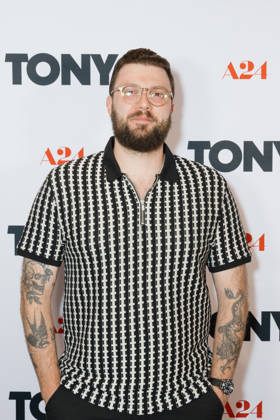 TONY Screening in Toronto, Canada - 04 Aug 2026 Lou Gatti attends the TONY Screening at Paradise Theatre in Toronto. A 19-year-old Anthony Bourdain travels to Provincetown and stumbles into the chaotic world of a restaurant kitchen, setting off a summer that will shape the course of his life. Toronto Canada Copyright: xBrianxdexRiveraxSimonx xSOPAxImagesx BriandeRiveraSimon_TaroPR_TONY_Toronto_20260804_BR6_0053