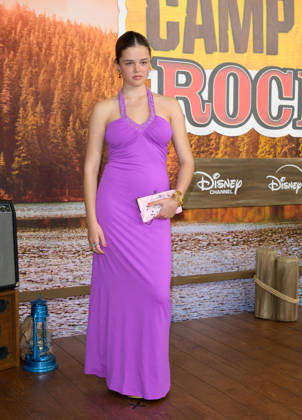 BURBANK, USA, August 10, 2026: Olive Mortimer at the world premiere of Disney s *Camp Rock 3* at the Walt Disney Studio Lot. Photo by Paul Smith, Featureflash 458817, August 10, 2026, Burbank, CA  Copyright: xPaulxSmithx xFeaturesxFlashx xStarfacex STAR_458817_087