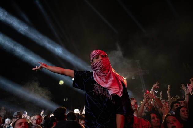 Palestinian rapper Shabjdeed performs in Damascus DAMASCUS, SYRIA - AUGUST 22: Palestinian rap artist Shabjdeed performs during a concert in Damascus, Syria, on August 22, 2026. Shabjdeed, whose songs address restrictions on movement, Israeli attacks and daily life in the West Bank, drew interest from Syrian audiences. Hasan Belal Anadolu Damascus Syria. Editorial use only. Please get in touch for any other usage.  Copyright: x2026xAnadoluxHasanxBelalx