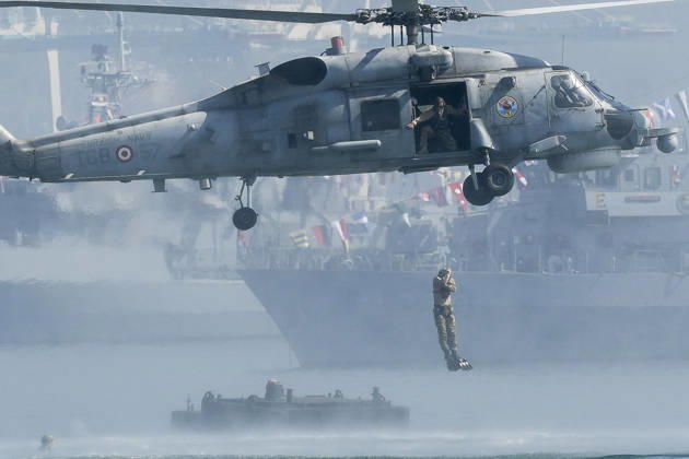TEKNOFEST Blue Homeland KOCAELI, TURKIYE - AUGUST 23: Underwater Assault (SAT) and Underwater Defense (SAS) commandos affiliated with the Naval Forces Command execute demonstrations during the TEKNOFEST Blue Homeland festival in Kocaeli, Turkiye, on August 23, 2026. Organized under the main leadership of the Turkish Ministry of National Defense and the Turkish Technology Team Foundation (T3 Foundation), with Anadolu as the Global Communication Partner, the specialized event featured coordinated flybys by crewed military helicopters alongside Turkish-made Bayraktar TB2, Bayraktar TB3, and Bayraktar AKINCI unmanned aerial vehicles, highlighting the nation s naval aviation and defense capabilities. Arife Karakum Anadolu Istanbul Turkey. Edit  Copyright: x2026xAnadoluxArifexKarakumx