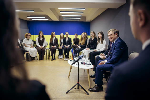 Johann Wadephul (CDU), Federal Minister of Foreign Affairs, visits Karasin University; photographed during a meeting with students in the underground facilities of Kharkiv University, August 23, 2026. Photographed on behalf of the Federal Foreign Office, Kharkiv, Ukraine Copyright: xThomasxTrutschel AAx