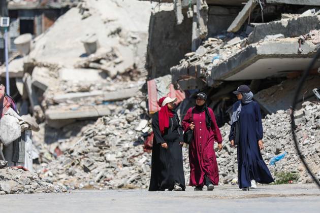Palestinians live amid destruction in Jabalia camp JABALIA REFUGEE CAMP, NORTHERN GAZA STRIP, PALESTINE, AUGUST 23, 2026: Palestinians live amid the rubble of destroyed homes and extensive damage in Jabalia refugee camp in the northern Gaza Strip, facing difficult living conditions as they seek safety and basic necessities. JABALIA Palestine, State of Copyright: x xRamzixAbuxAmerx xJNAxPressx