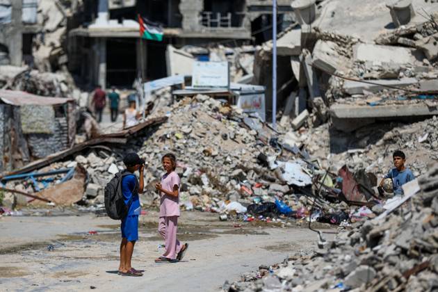 Palestinians live amid destruction in Jabalia camp JABALIA REFUGEE CAMP, NORTHERN GAZA STRIP, PALESTINE, AUGUST 23, 2026: Palestinians live amid the rubble of destroyed homes and extensive damage in Jabalia refugee camp in the northern Gaza Strip, facing difficult living conditions as they seek safety and basic necessities. JABALIA Palestine, State of Copyright: x xRamzixAbuxAmerx xJNAxPressx