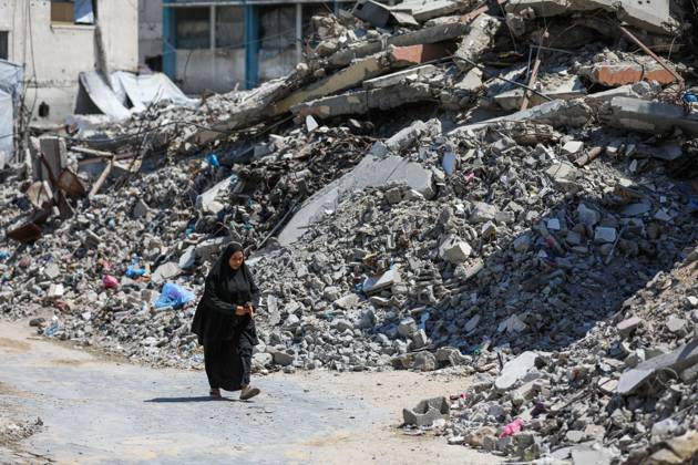 Palestinians live amid destruction in Jabalia camp JABALIA REFUGEE CAMP, NORTHERN GAZA STRIP, PALESTINE, AUGUST 23, 2026: Palestinians live amid the rubble of destroyed homes and extensive damage in Jabalia refugee camp in the northern Gaza Strip, facing difficult living conditions as they seek safety and basic necessities. JABALIA Palestine, State of Copyright: x xRamzixAbuxAmerx xJNAxPressx