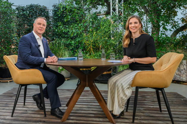 photonews at Martin Juen, Vienna, August 24, 2026 ORF Summer Interview 2026 with the Federal Chairman of the SPÖ PHOTO: SPÖ Federal Chairman Andreas Babler and host Simone Stribl ORF ORF Summer Interview 2026 with the Federal Chairman of the SPÖ Interview, Interview, Discussion, ORF, TV, Televis