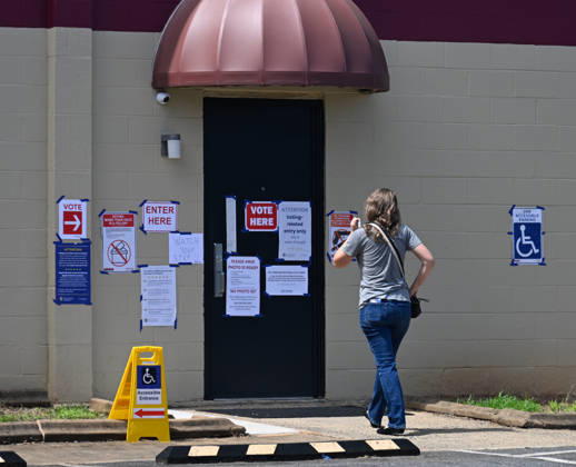 US voters head to polls in South Carolina YORK, USA - AUGUST 25: A US Voter heads to the polling stations as Senator Darline Graham and US Representative Ralph Norman fight for the US Senate Special Republican Party primary runoff in York SC, United States on August 25, 2026. Peter Zay Anadolu South Carolina United States. Editorial use only. Please get in touch for any other usage.  Copyright: x2026xAnadoluxPeterxZayx