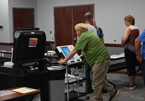 US voters head to polls in South Carolina YORK, USA - AUGUST 25: US Voters head to the polling stations as Senator Darline Graham and US Representative Ralph Norman fight for the US Senate Special Republican Party primary runoff in York SC, United States on August 25, 2026. Peter Zay Anadolu South Carolina United States. Editorial use only. Please get in touch for any other usage.  Copyright: x2026xAnadoluxPeterxZayx