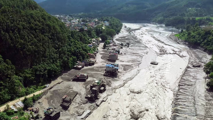 RECORD DATE NOT STATED Flash flood ravages Nepal™s Rasuwa Rasuwa Nepal , Aug 26 (ANI): An aerial view of mud-laden flash flood following an outburst in the Bhotekoshi River, in Rasuwa akot on Wednesday. (ANI Video Grab) Rasuwa Nepal Copyright: xANIx ANI_20260826164