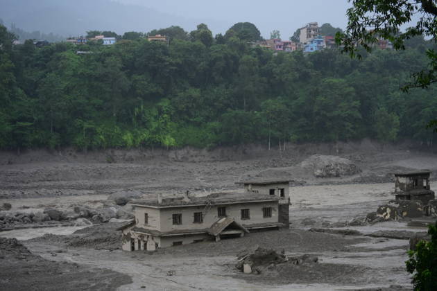 Death toll in Nepal-China border flash floods climbs to 97, dozens missing NUWAKOT, NEPAL - AUGUST 26: An aftermath view of flash flood and mudslides on the Nepal-China border on August 26, 2026 in Nuwakot, Nepal. The death toll from a devastating flash flood on the border climbed to 97 as at least 384 tourists and travelers, as well as soldiers and police, were reported missing. Safal Prakash Shrestha Anadolu Nuwakot Nepal. Editorial use only. Please get in touch for any other usage.  Copyright: x2026xAnadoluxSafalxPrakashxShresthax