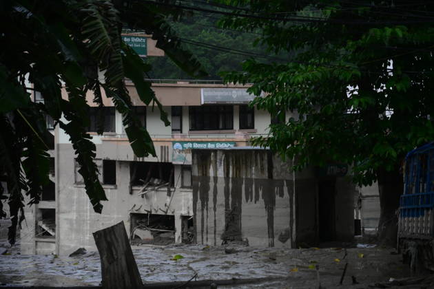 Death toll in Nepal-China border flash floods climbs to 97, dozens missing NUWAKOT, NEPAL - AUGUST 26: An aftermath view of flash flood and mudslides on the Nepal-China border on August 26, 2026 in Nuwakot, Nepal. The death toll from a devastating flash flood on the border climbed to 97 as at least 384 tourists and travelers, as well as soldiers and police, were reported missing. Safal Prakash Shrestha Anadolu Nuwakot Nepal. Editorial use only. Please get in touch for any other usage.  Copyright: x2026xAnadoluxSafalxPrakashxShresthax