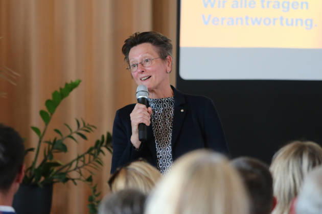 August 26, 2026 Politics CDU Public Forum with Dr. Johann Wadephul, Sepp Müller, and Dr. Anja Schneider Kornhaus Dessau Dr. Anja Schneider, CDU member of the State Parliament, introduces herself at the public forum Dessau-Roßlau, Saxony-Anhalt, Germany