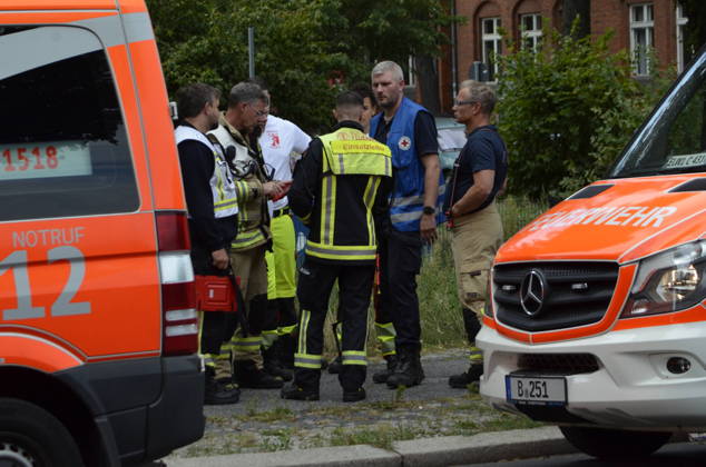 Bomb Discoveries in Berlin-Neukölln, August 26, 2026 7aIMG 0570779 Various views and scenes from this discovery in Berlin, Kiehlufer Copyright: 7aktuell.dex xLucaxFritzsche 0570779 20260826_7a_BOMENRAUMUNG_570779