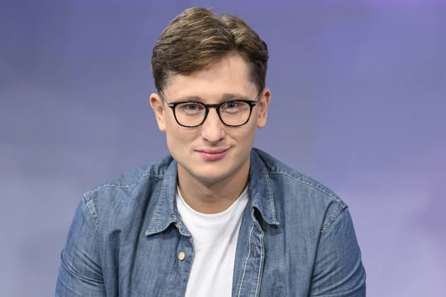 From left: Philipp Tuermer, SPD Chair of the Jusos, GER, Berlin, studio, guest on Maischberger, political talk show, TV program, hosted by Sandra Maischberger, Das Erste, from Adlershof Am Studio 20, August 26, 2026, Copyright: HMBxMedia UwexKoch