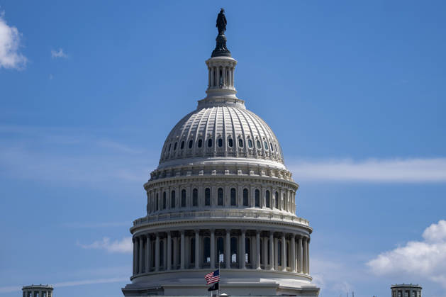 The American flag is lowered to half staff over the U.S. Capitol to honor the late country music singer and philanthropist Dolly Parton in Washington, DC on Wednesday, August 26, 2026. Parton died yesterday at the age of 80 after a brief battle with cancer.  WAP20260826335 BONNIExCASH