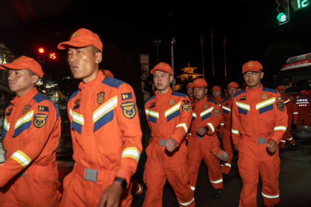 (260827) -- BEIJING, Aug. 27, 2026 -- Rescuers head to the mudslide-stricken Gyirong Port in Gyirong County, southwest China s Xizang Autonomous Region, Aug. 27, 2026. Rescue teams are racing to the mudslide-stricken Gyirong Port in southwest China s Xizang Autonomous Region after the disaster caused significant casualties across the China-Nepal border on Wednesday. The mudslide occurred on Wednesday morning in Nepal, resulting in three people dead and 265 missing at Gyirong Port as of 8 p.m., according to initial estimates. ) (SpotNews) CHINA-XIZANG-MUDSLIDE-RESCUE FORCES (CN) TenzingxNimaxQadhup 