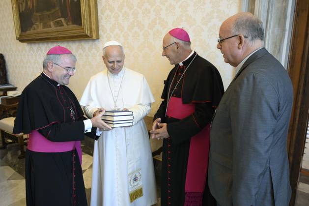 Pope Leo XIV private audience Italy, Rome , Vatican, 2026 8 27 Pope Leo XIV receives in a private audience with the Portuguese Episcopal Conference in The Vatican EDITORIAL USE ONLY - NO BOOKS Copyright: xVATICANxMEDIAxx xCatholicxPressxPhotox