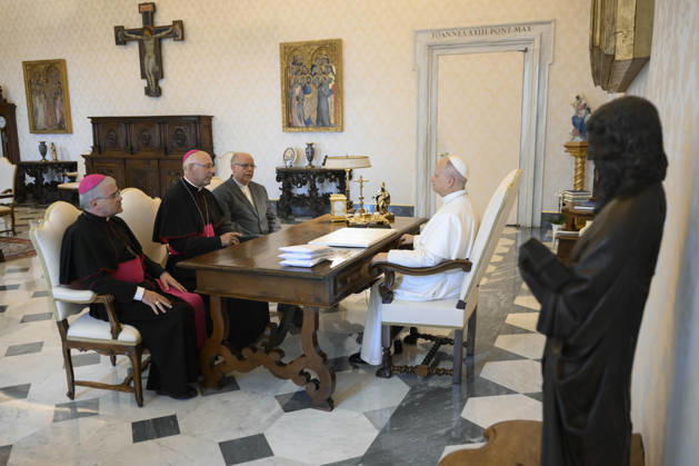 Pope Leo XIV private audience Italy, Rome , Vatican, 2026 8 27 Pope Leo XIV receives in a private audience with the Portuguese Episcopal Conference in The Vatican EDITORIAL USE ONLY - NO BOOKS Copyright: xVATICANxMEDIAxx xCatholicxPressxPhotox