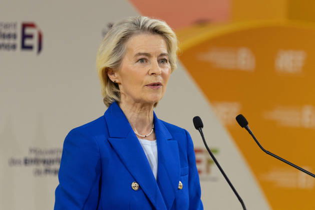 Second day of La REF 2026 meeting - Paris European Commission President Ursula von der Leyen during the La REF 2026 meeting of French entrepreneurs, organised by the MEDEF, France s main employers federation, at the Roland-Garros venue in Paris on August 27, 2026. Photo by Raphael Lafargue ABACAPRESS.COM Paris France  Copyright: xLafarguexRaphael ABACAx