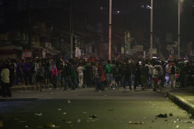 August 27, 2026: Jakarta, Indonesia, 27 August 2026 : Thousands of students and people held demonstration in fromt of Indonesianhouse of representative, the demonstration end with riots  - ZUMAh128 20260827_zap_h128_001 Copyright: xDonalxHusnix