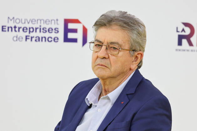 REF Medef - Presidential Debate Leader of the La France Insoumise party Jean-Luc Melenchon at the presidential debate during the La REF 2026 meeting of French entrepreneurs, organised by the MEDEF, France s main employers federation, at the Roland-Garros venue in Paris, France on August 27, 2026. Photo by Raphael Lafargue ABACAPRESS.COM Paris France  Copyright: xLafarguexRaphael ABACAx
