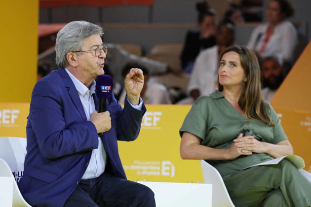 REF Medef - Presidential Debate Leader of the La France Insoumise party Jean-Luc Melenchon and National secretary of French left-wing The Ecologistes party Marine Tondelier at the presidential debate during the La REF 2026 meeting of French entrepreneurs, organised by the MEDEF, France s main employers federation, at the Roland-Garros venue in Paris, France on August 27, 2026. Photo by Raphael Lafargue ABACAPRESS.COM Paris France  Copyright: xLafarguexRaphael ABACAx