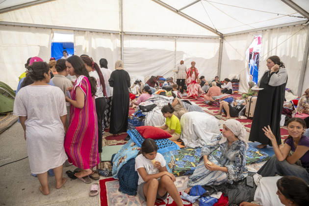 Migrant children take shelter from the rain under a tent in Ceuta Several migrant children take shelter under a tent on August 27, 2026, in Ceuta, Spain. The initiative, promoted by the NGO Luna Blanca, has taken in the children who were living on the streets of the La Reina neighborhood. AUGUST 27, 2026 MIGRATION CRISIS Ceuta Ceuta, Spain  Copyright: xMarcosxMorenox 7734692