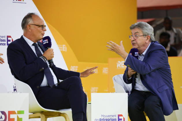 REF Medef - Presidential Debate French right-wing party Horizons founder and president, Mayor of Le Havre Edouard Philippe and Leader of the La France Insoumise party Jean-Luc Melenchon at the presidential debate during the La REF 2026 meeting of French entrepreneurs, organised by the MEDEF, France s main employers federation, at the Roland-Garros venue in Paris, France on August 27, 2026. Photo by Raphael Lafargue ABACAPRESS.COM Paris France  Copyright: xLafarguexRaphael ABACAx