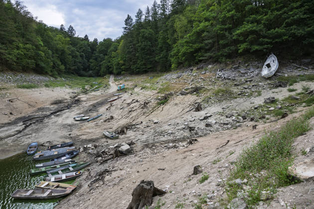 Low water level at the Otava and Lomnice rivers confluence at the Orlik Reservoir, on August 27, 2026, Zvikovske Podhradi, Czech Republic. (CTKxPhoto VaclavxPancer) CTKPhotoP2026082706526  CTKPhotoP2026082706526