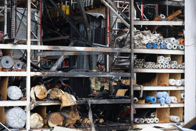 A rescuer works at an Epicenter hypermarket in the Osnovianskyi district, destroyed by a Russian drone attack, Kharkiv, Ukraine, August 27, 2026. A 40-year-old man was killed, and four others were injured in the strike. (Photo by Viacheslav Madiievskyi Ukrinform) Russian drone attacks home improvement hypermarket in Kharkiv  Copyright: xViacheslavxMadiievskyix