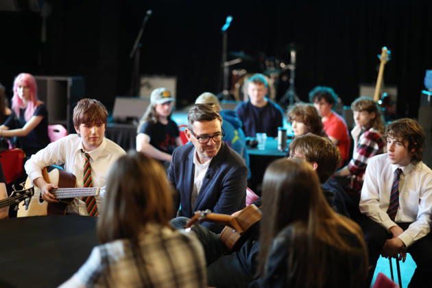 Prime Minister Andy Burnham visits Belfast 27 08 2026. Belfast, United Kingdom. Prime Minister Andy Burnham and Chris Bryant, Secretary of State for Northern Ireland meet young people at Oh Yeah Music Centre on their visit to Belfast., Credit:Ben Perry B66 Avalon United Kingdom, Northern Ireland, Belfast  Copyright: xBenxPerryx xB66x xAvalonx 1128818918