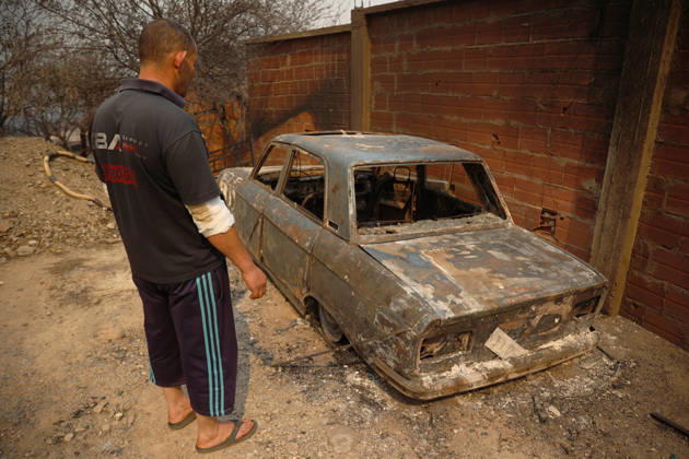 Wildfires in Algeria claim at least 12 lives across several provinces JIJEL, ALGERIA - AUGUST 27: A view of a damaged vehicle as forest fires in eastern Algerian provinces turn green vegetation to ashes and cause material damage to homes and vehicles in the Beni Aicha village of Boraoui Belhadef Municipality in Jijel, Algeria on August 27, 2026. At least 12 people have died in wildfires that have swept through several provinces in Algeria, Interior Minister Said Sayoud said Wednesday, according to local media. The 159 fire outbreaks reported across the country have claimed five lives in Jijel, four in Bejaia and three in Tizi Ouzou. Hamza Zait Anadolu Jijel Algeria. Editorial use only. Please get in touch for any other usage.  Copyright: x2026xAnadoluxHamzaxZaitx