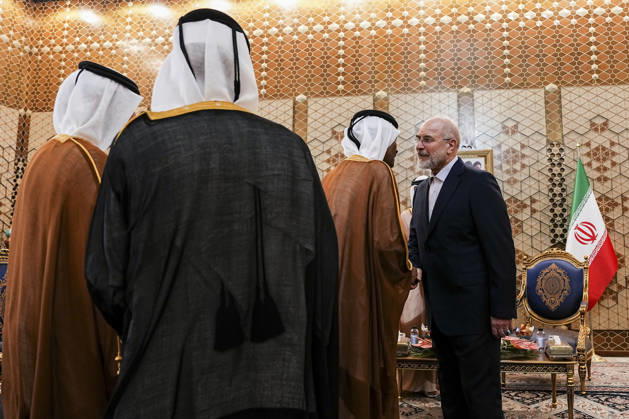 Qatar and Iran Discuss Diplomacy Iranian Parliament Speaker Mohammad Bagher Ghalibaf receives members of the Qatari delegation before talks with Qatar™s Prime Minister and Foreign Minister Sheikh Mohammed bin Abdulrahman bin Jassim Al Thani in Tehran, Iran, on August 27, 2026. The two officials discussed regional developments, efforts to reduce tensions, and ways to create conditions for the resumption of diplomatic dialogue, with the Qatari prime minister stressing that diplomacy remained the best means of resolving disputes and preventing further escalation. Tehran Tehran Iran Copyright: xHamedxMalekpourx