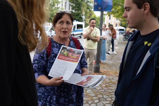 Migra-Streik rally against racism and social exclusion in Germany s Magdeburg MAGDEBURG, GERMANY - AUGUST 27: Business owners, organizers and supporters take part in a rally against racism and social exclusion outside the Saxony-Anhalt state parliament at Domplatz in Magdeburg, Germany, on August 27, 2026. The rally was held as part of the Migra-Streik, during which participating migrant-run businesses across Magdeburg voluntarily closed from 10 a.m. to 3 p.m. to call for solidarity and the protection of a free and democratic society, ahead of Saxony-Anhalt s state election on September 6. Somaya Abdelrahman Anadolu Magdeburg Germany. Editorial use only. Please get in touch for any other usage.  Copyright: x2026xAnadoluxSomayaxAbdelrahmanx