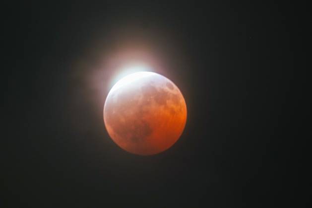 August 27, 2026, San Diego, California, United States: The eclipse is seen over the sky of San Diego..A partial lunar eclipse is seen over San Diego as EarthÃ¢â‚¬â ¢s shadow passes across the full moon, turning much of the moonÃ¢â‚¬â ¢s surface a reddish-orange color. The eclipse reached its maximum at approximately 9:12 p.m., when about 93% of the moon was covered by EarthÃ¢â‚¬â ¢s shadow. San Diego United States - ZUMAs197 20260827_aaa_s197_058 Copyright: xWaixLeexMichaelxHox