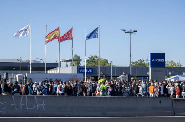 Fourth Day of the Indefinite Strike by Airbus Workers at the Getafe Plant in Madrid Several people on the fourth day of the indefinite strike by Airbus employees, on August 28, 2026, in Getafe, Madrid, Spain. Approximately 14,000 Airbus workers in Spain have been called upon since Tuesday to join an indefinite strike at the multinational’s six plants in the country to demand better wages and working conditions. The Airbus plant in Getafe is the group’s largest in Spain, with around 9,000 employees. AUGUST 28, 2026 Spain  Copyright: xAlbertoxOrtegax 7735357