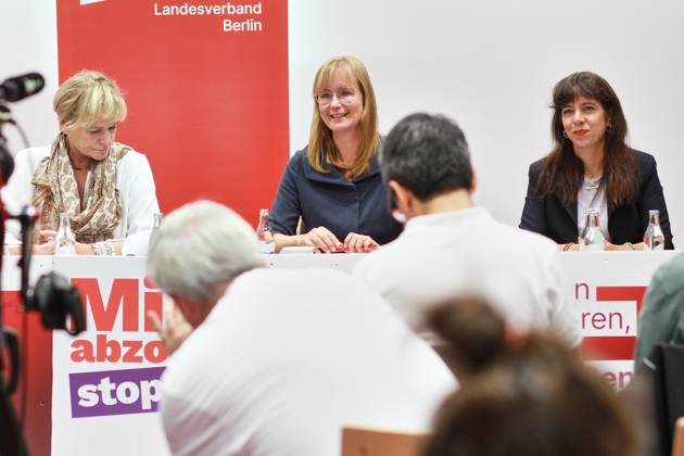 Halle an der Saale, Saxony-Anhalt, Germany, August 28, 2026 MMZ Joint Statement by the leading candidates of the states of Saxony-Anhalt, Mecklenburg-Western Pomerania, and Berlin for The Left, Eva von Angern, Simone Oldenburg, and Elif Eralp—leading candidates for Die Linke in the federal states of Mecklenburg-Western Pomerania, Saxony-Anhalt, and Berlin Copyright: xdtsxNachrichtenagenturx dts_131562
