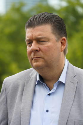 CNTV SOLAR ROOF Dr. Andreas Dressel, Senator of the Hamburg Tax Authority, SPD politician; Inauguration and unveiling of the new solar roof for the University of Hamburg administration on August 28, 2026, in Hamburg, Germany