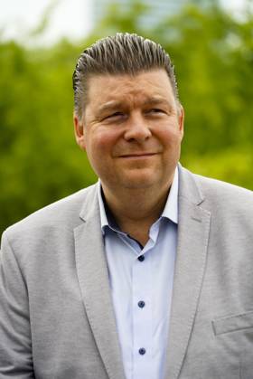 CNTV SOLAR ROOF Dr. Andreas Dressel, Senator of the Hamburg Tax Authority, SPD politician, inauguration and unveiling of the new solar roof for the University of Hamburg administration on August 28, 2026, in Hamburg, Hamburg, Germany