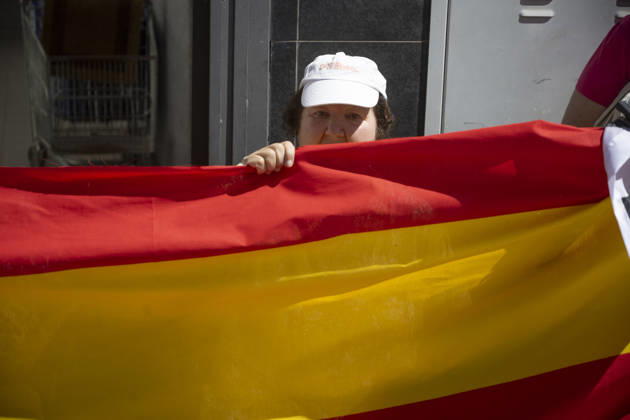 Residents of a social and health care center in Ceuta denounce the lack of safety on the streets. Patients and staff hold up a Spanish flag during a demonstration to denounce the lack of safety on the streets, on August 28, 2026, in Ceuta, Spain. Staff members and patients at the Casa Familiar Nuestra Senora de los Ángeles hold a rally outside the facility to protest the growing lack of safety on the streets caused by the massive influx of migrants. AUGUST 28, 2026. MIGRATION CRISIS. Ceuta Ceuta, Spain Copyright: xMarcosxMorenox 7736196