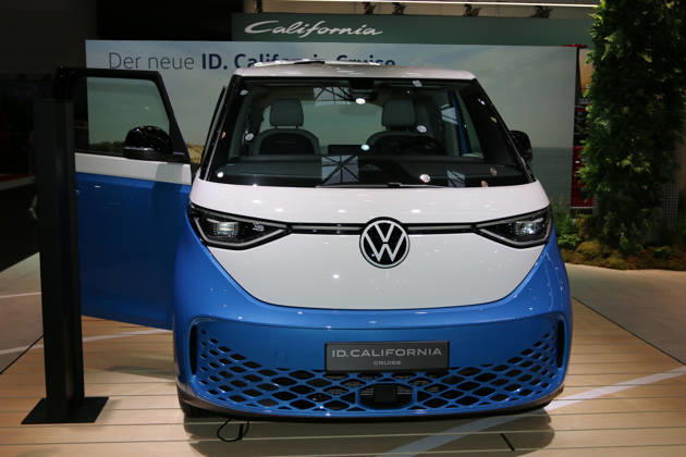 VW ID California Cruise Concept—a near-production concept car based on the ID Buzz, in Candy White with Medium Blue Metallic, electric vehicle, Volkswagen Commercial Vehicles, Caravan Salon Düsseldorf August 28–September 6, 2026, Messe Düsseldorf, the world’s leading trade fair for mobile travel, the world’s largest trade fair for motorhomes and travel trailers, camping and ca