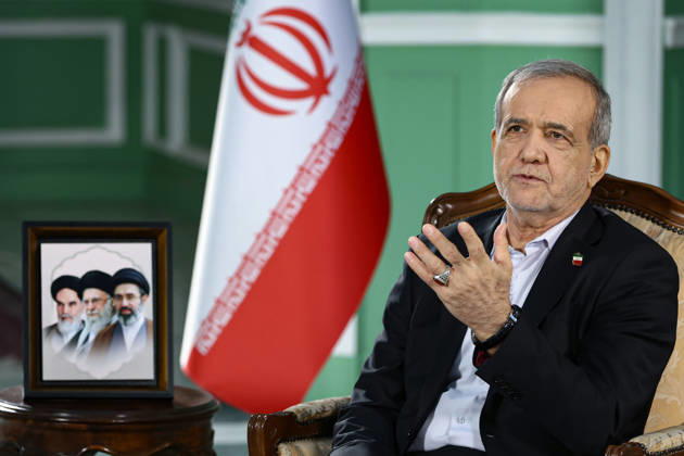 Iranian President Masoud Pezeshkian TEHRAN, IRAN - AUGUST 28: (----EDITORIAL USE ONLY – MANDATORY CREDIT - IRANIAN PRESIDENCY HANDOUT - NO MARKETING NO ADVERTISING CAMPAIGNS - DISTRIBUTED AS A SERVICE TO CLIENTS----) (RESTRICTIONS: No Access Israel Media Persian Language TV Stations Outside Iran Strictly No Access BBC Persian VOA Persian Manoto TV Iran International TV) Iranian President Masoud Pezeshkian addresses national and international policy matters during a live broadcast on state television in Tehran, Iran, on August 28, 2026. Iranian Presidency Handout Anadolu Tehran Iran. Editorial use only. Please get in touch for any other usage.  Copyright: x2026xAnadoluxIranianxPresidencyx xHandoutx